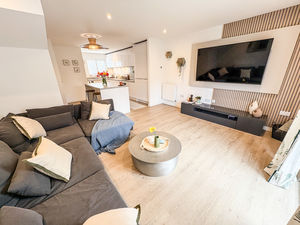 Photo 12- click for photo gallery